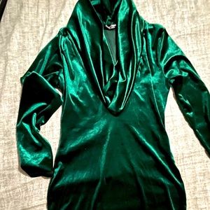 Evergreen velvet long sleeve dress